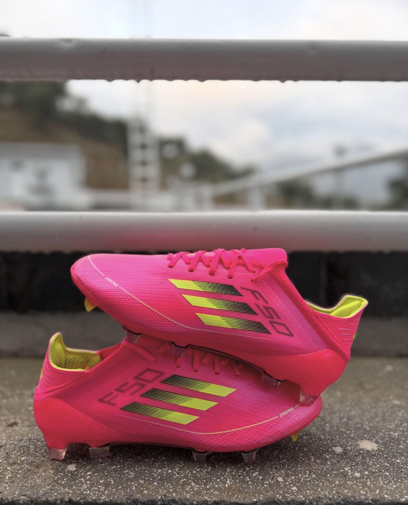 ADIDAS F50 FUSCIA