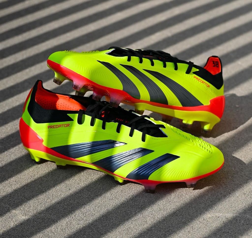 ADIDAS PREDATOR VERDE CON ROJO